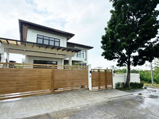 Elegant 5-Bedroom Modern Corner House and Lot for Sale San Pedro, Laguna