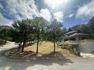 For Sale: 294 SQM Lot in Tagaytay City at Crosswinds | ₱79,931.97/SQM
