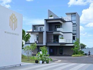 Custom-Built Townhomes Minutes from Ateneo – Now Selling!!!