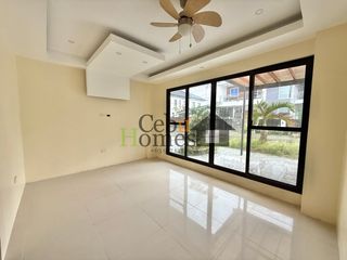 Unfurnished 4 Bedroom House in Mactan Tropics for Sale