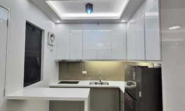 2BR Newly Renovated in Arista by DMCI in Paranaque