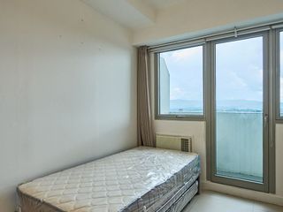 COMM06XXQE: For Rent Fully Furnished Studio with Balcony in The Residences at Commonwealth