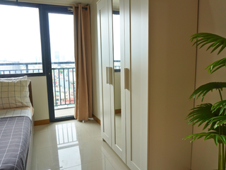 1 Bedroom with Balcony for Rent in Unit Red Residences in Makati City