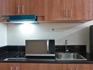 1 Bedroom with Balcony for Rent in Unit Red Residences in Makati City