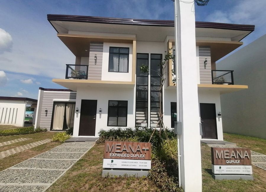 For sale House and Lot along Mabalacat Magalang Rd Pampanga
