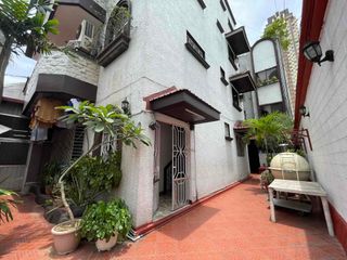Nice Residential & Commercial Buildings for Sale in San Antonio Village Pasig