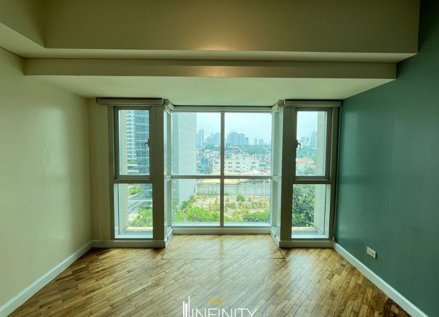 1 Bedroom For Sale In Manansala, Makati City