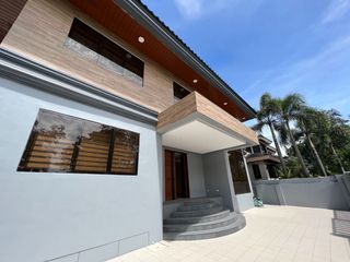 Luxury and Elegant 5BR House w/ Jacuzzi, Garden & Golf View in Ayala Hills - For Sale or Lease!