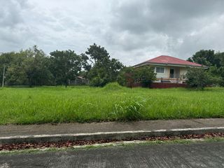 Lot In Royale Tagaytay Estates Phase 2 for SALE! 300 sqm at 3.6M