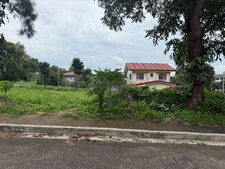 Lot in Royale Tagaytay Estates Phase 2 for SALE! 300 sqm at 2.9M net