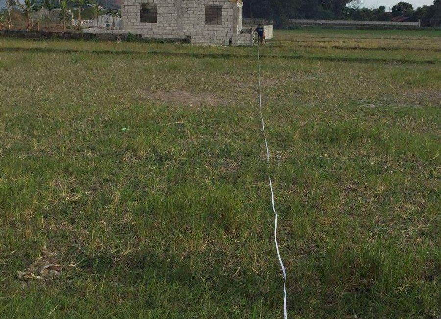 FOR SALE: VACANT LOT IN PORAC, PAMPANGA – IDEAL FOR RESORT OR INVESTMENT Location: Purok 5, Calzadang Bayu, Porac, Pampanga