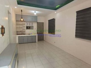 FOR SALE: HOUSE AND LOT IN BIÑAN, LAGUNA