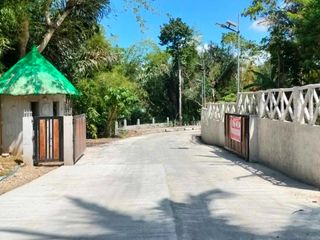 FOR SALE 500 SQM FARM LOT NEAR TAGAYTAY