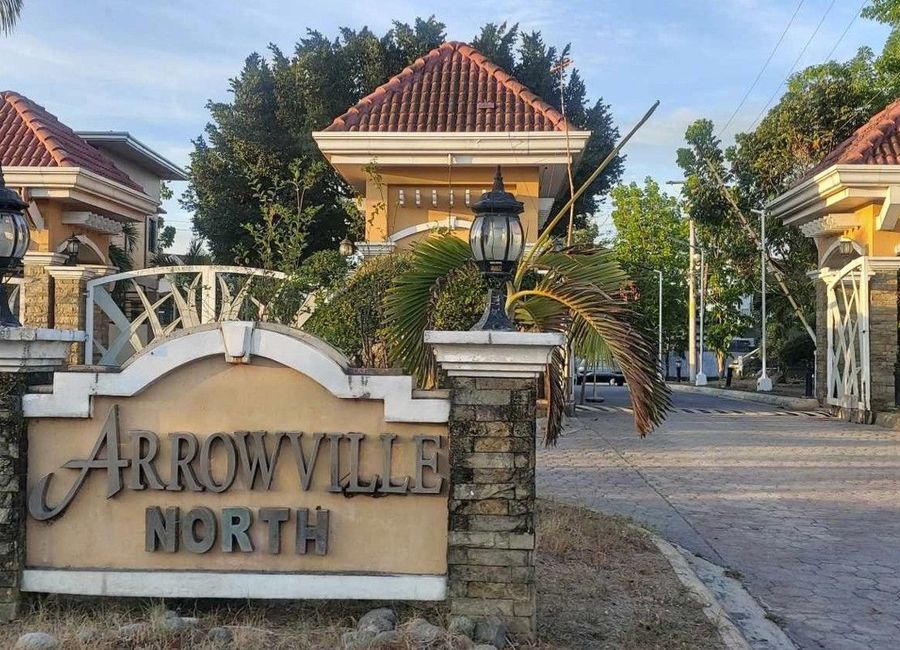 FOR SALE RESIDENTIAL LOT IN ARROWVILLE PAMPANGA NEAR STA INES MABALACAT ...