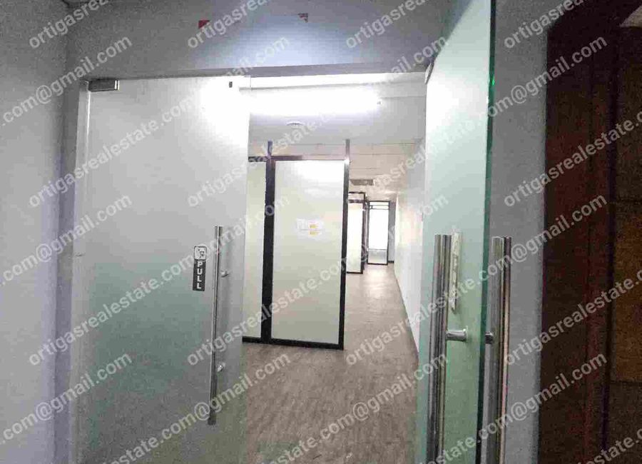 260sqm, RFO Premium Corner Office Space for Lease in Ortigas Center ...