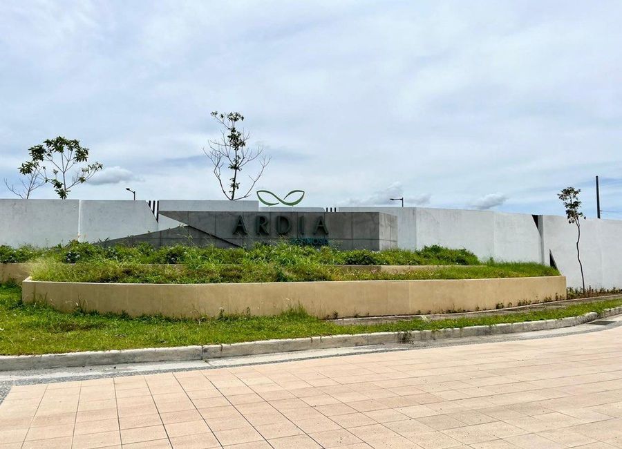 Ardia Vermosa Resale Lots for Sale!