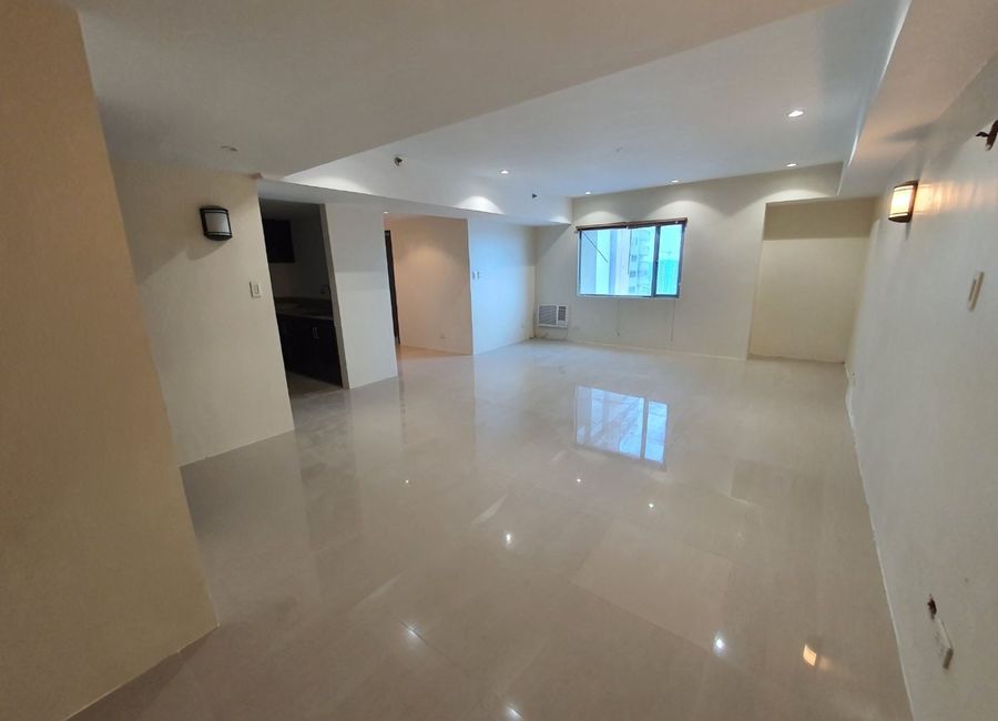 Spacious 3 Bedroom Unit for Sale in Burgundy McKinley Place, Pasay City