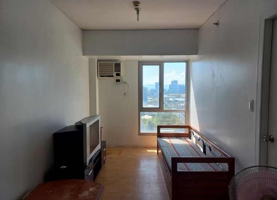 AVIDA TOWERS ALABANG 1 BEDROOM FOR SALE NO BLOCKING OF VIEW!! BELOW MARKET VALUE