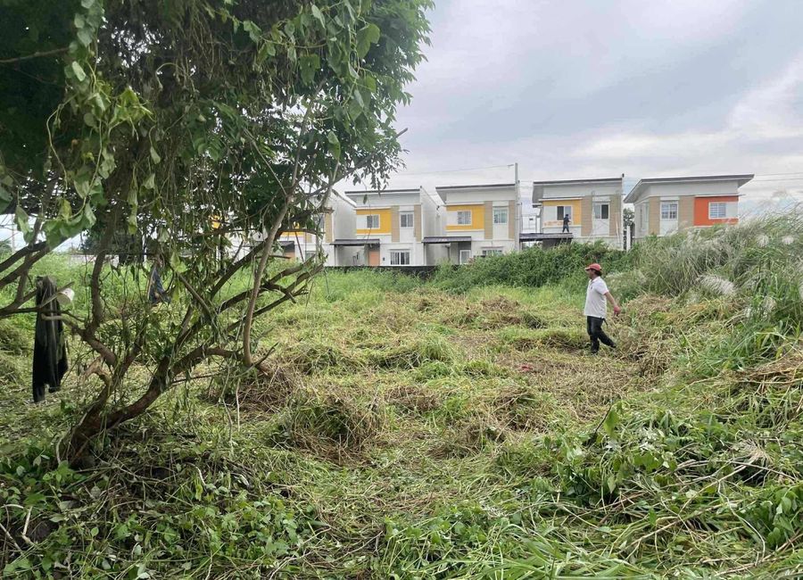 LOT FOR SALE IN SEÑURA, PORAC, PAMPANGA!