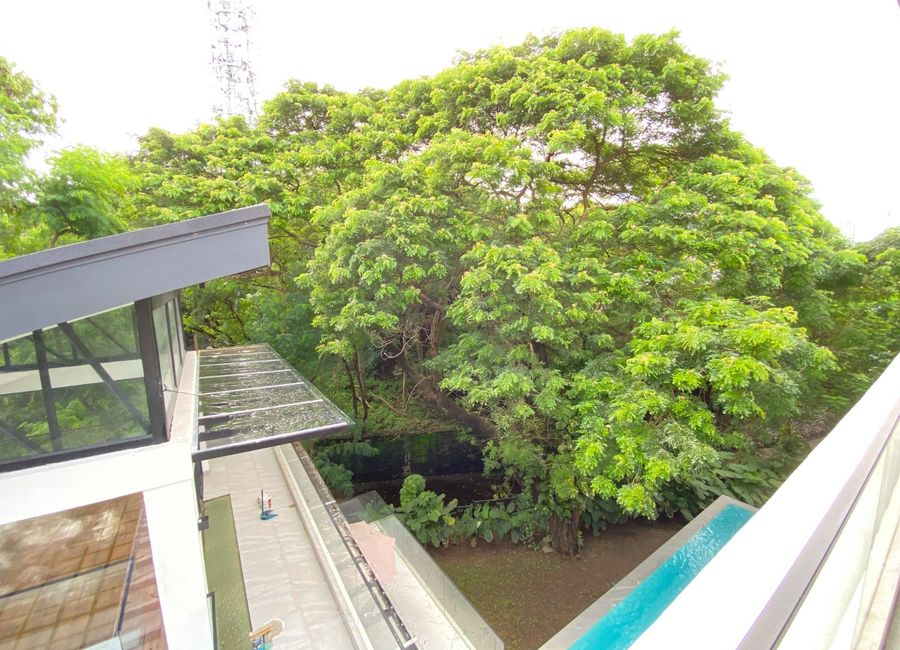place photo 104