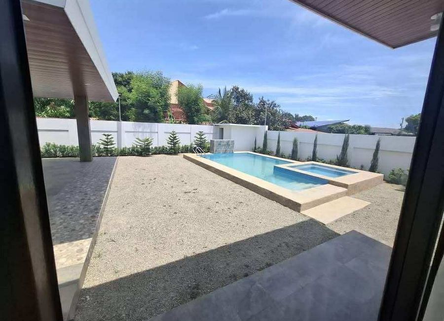 Calatagan Beach house for sale