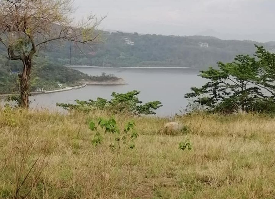 Sea View Residential Lot for Sale at The Yanarra Seaside Residences Nasugbu Batangas