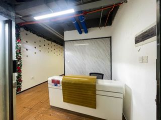 PHP 650/SQM Office Space for lease in ASEANA City Paranaque City