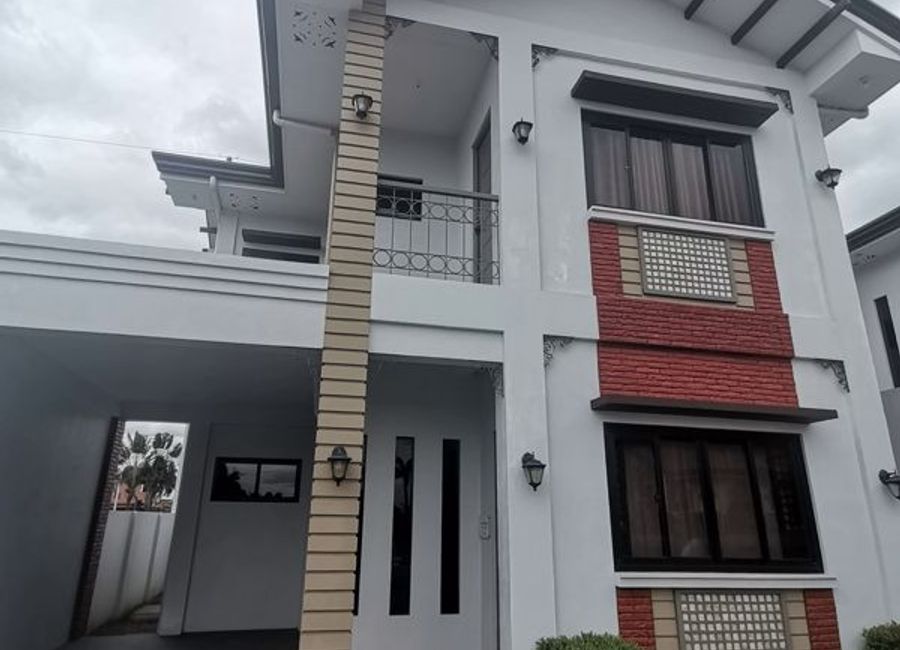 2 Storey 4 Bedroom House For Sale Located in Pulilan Bulacan near Robinsons Pulilan (Pre-selling)-JV2