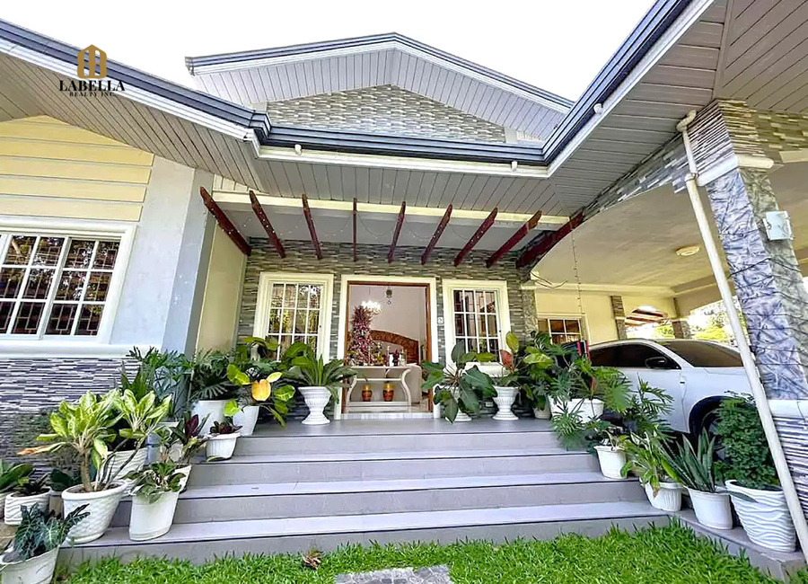 4-BR 2-Storey House and Lot - 800 sqm Corner Lot - Taloto, Tagbilaran