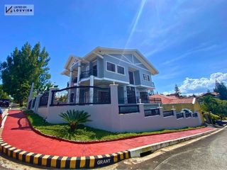 House & Lot for Sale in Royale Tagaytay Near Twin Lakes & Splendido Taal