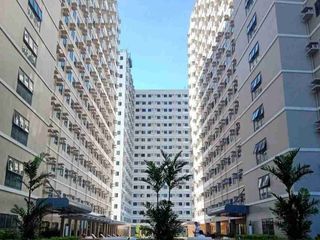 For Lease Studio unit in Dasmarinas Cavite Near De La Salle University, UMC Hospitals, Waltermart , accessible to Villar City, road like MCX & Calax