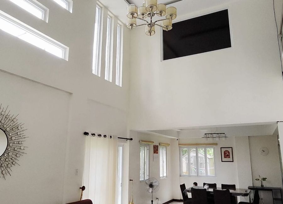 Tagaytay 500sqm luxury House for Sale