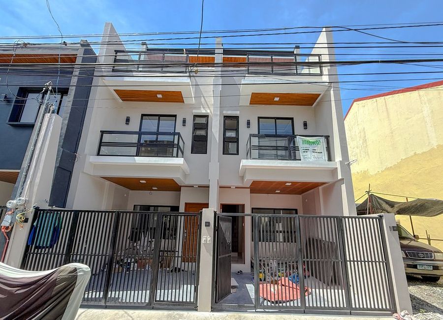 434K DOWN PAYMENT! 3 Storey Duplex House in Royal South Subdivision, Las Pinas
