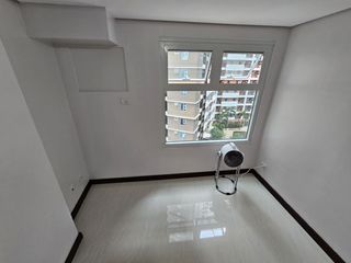 Studio Units in Gateway FOR SALE in Regency Pioneer, Mandaluyong City.