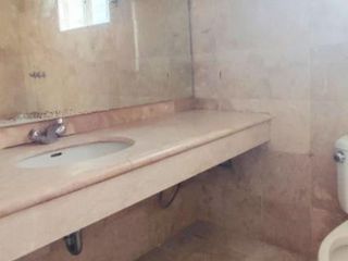 Studio Condo Unit For Rent at Oxford Suites Makati