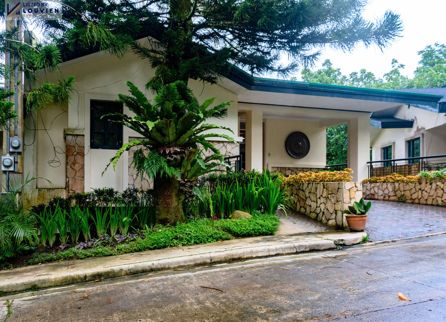 𝐅𝐮𝐥𝐥𝐲 𝐅𝐮𝐫𝐧𝐢𝐬𝐡𝐞𝐝 𝟑-𝐒𝐭𝐨𝐫𝐞𝐲 𝐃𝐮𝐩𝐥𝐞𝐱 𝐢𝐧 𝐓𝐚𝐠𝐚𝐲𝐭𝐚𝐲 𝐰𝐢𝐭𝐡 𝐉𝐚𝐜𝐮𝐳𝐳𝐢 & 𝐒𝐚𝐮𝐧𝐚 𝐅𝐨𝐫 𝐒𝐚𝐥𝐞 | 20M