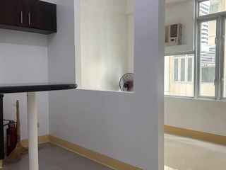 Semi-furnished Studio Unit for Sale or Rent – Stamford Executive Residences, Taguig City