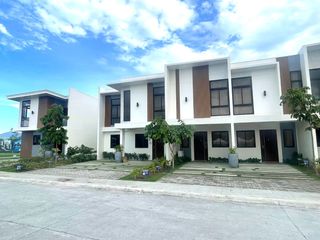 Pre-selling  2-storey Townhouse for sale in Mabalacat Pampanga