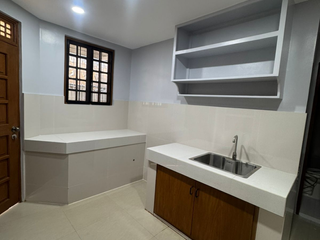 Single Detached House 4 Bedroom Filipino Style Home FOR LEASE in Valle Verde 5