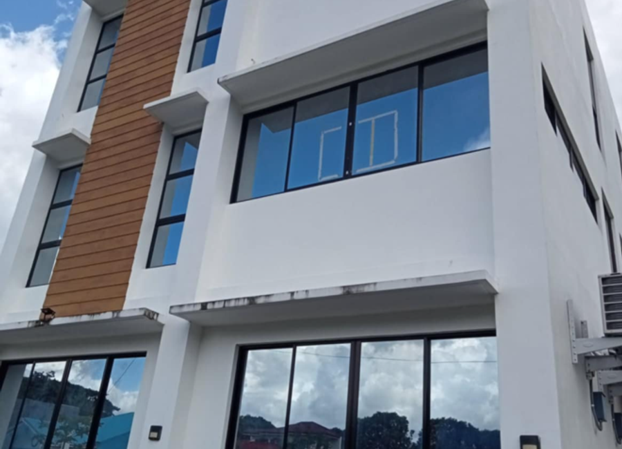 Vista Verde - 3-Storey Semi-Furnished Residential + Boarding House