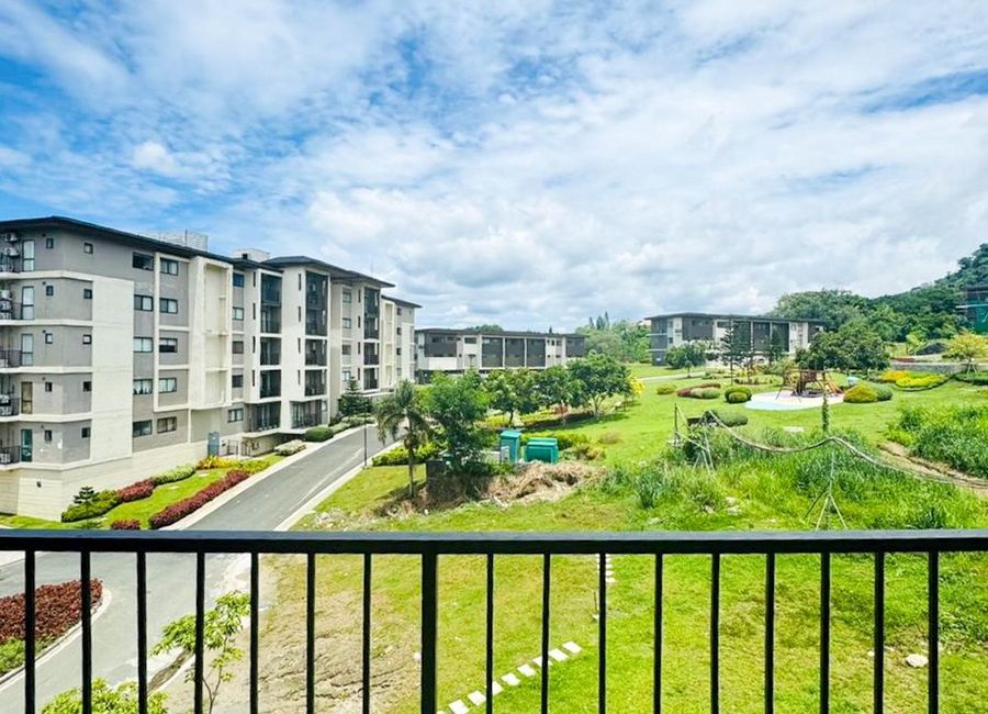 NEW LISTING: Tagaytay Highlands 1 Bedroom Condominium