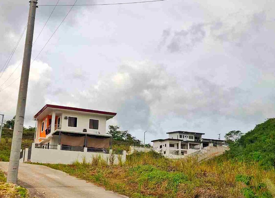 Lot ForSale in Tolo.tolo Consolacion-Cebu near Ateneo Canduman, Talamban Area, 12mins to SM Consolacion 100sqm-600sqm 5yrs to No interest 20% Dp, 12,500-15k per sqm only Few Slots Available