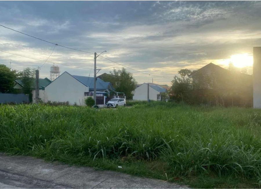 PRIME CORNER LOT IN GRAN SEVILLE SUBDIVISION IN CABUYAO LAGUNA FOR SALE