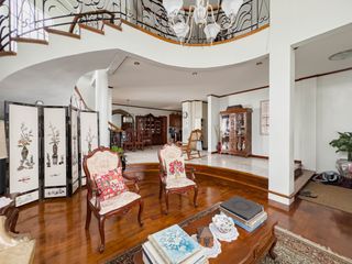 For Sale House & Lot in Merville Park