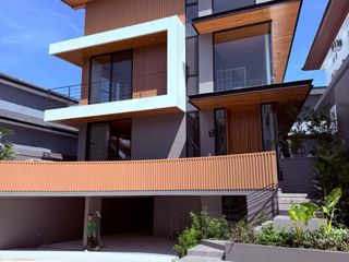 BRAND NEW HOUSE FOR SALE OR FOR RENT McKinley Hill Village, Taguig City