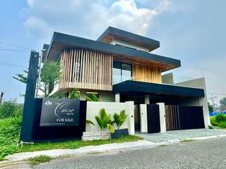 Brandnew Elegant House and Lot for Sale in Neopolitan, Fairview, Quezon City