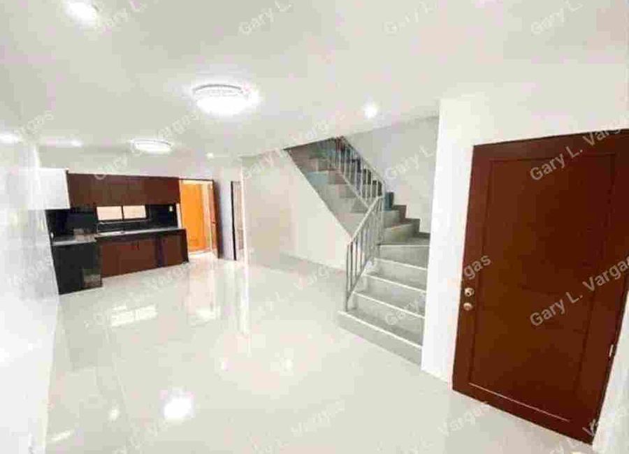 House For Sale Woodland Place, San Mateo, Rizal