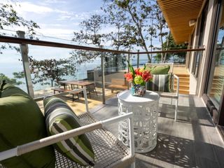 8X Aruga Resort & Residences - Mactan