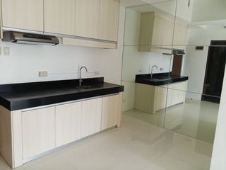 Prosperity Heights Unit 9E