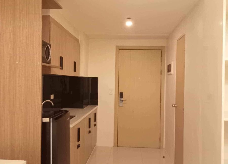 SMDC Field Residences For Sale and For Rent